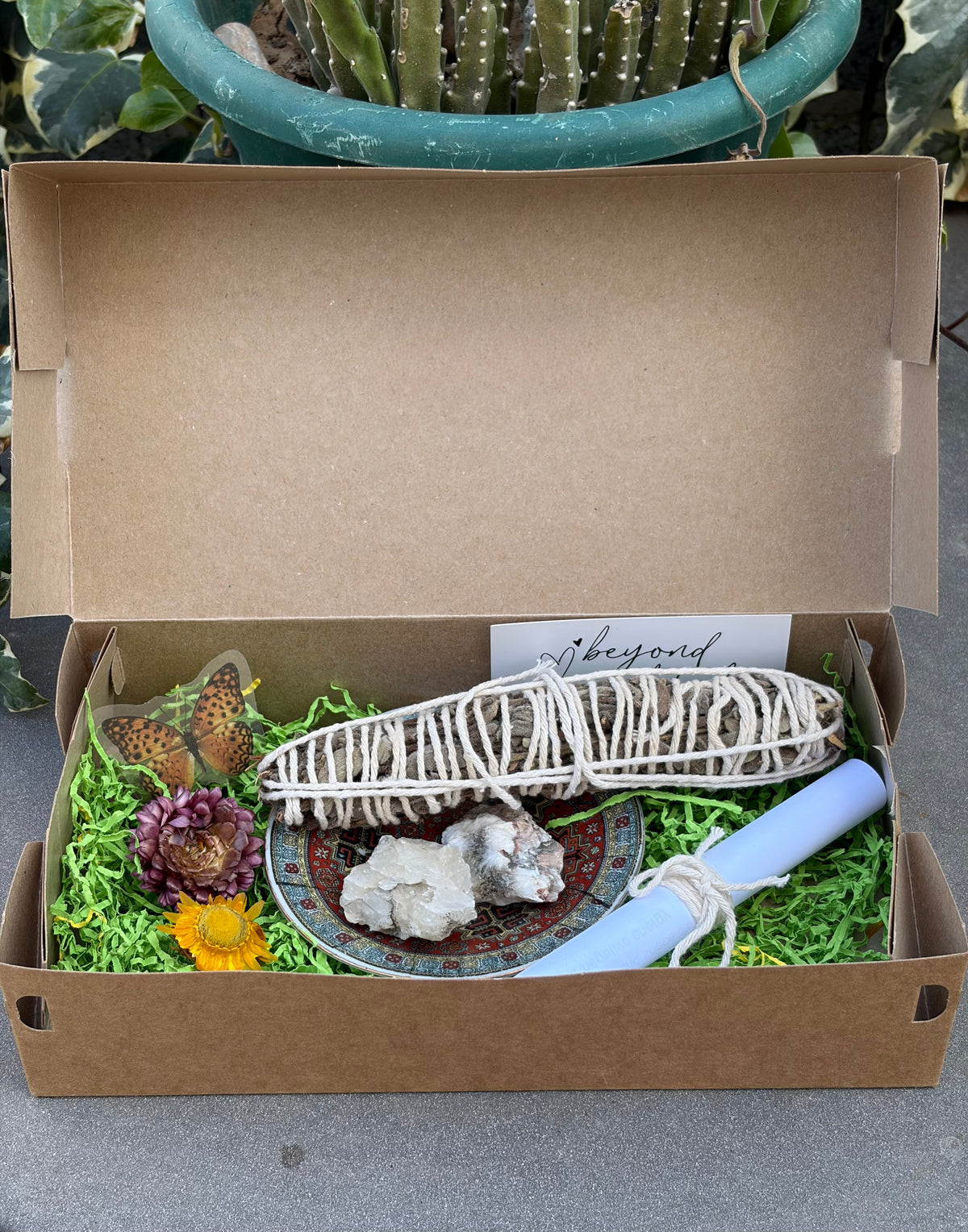 One-of-a-Kind Grounding Box | Vintage Ritual Dish Set (Style A)