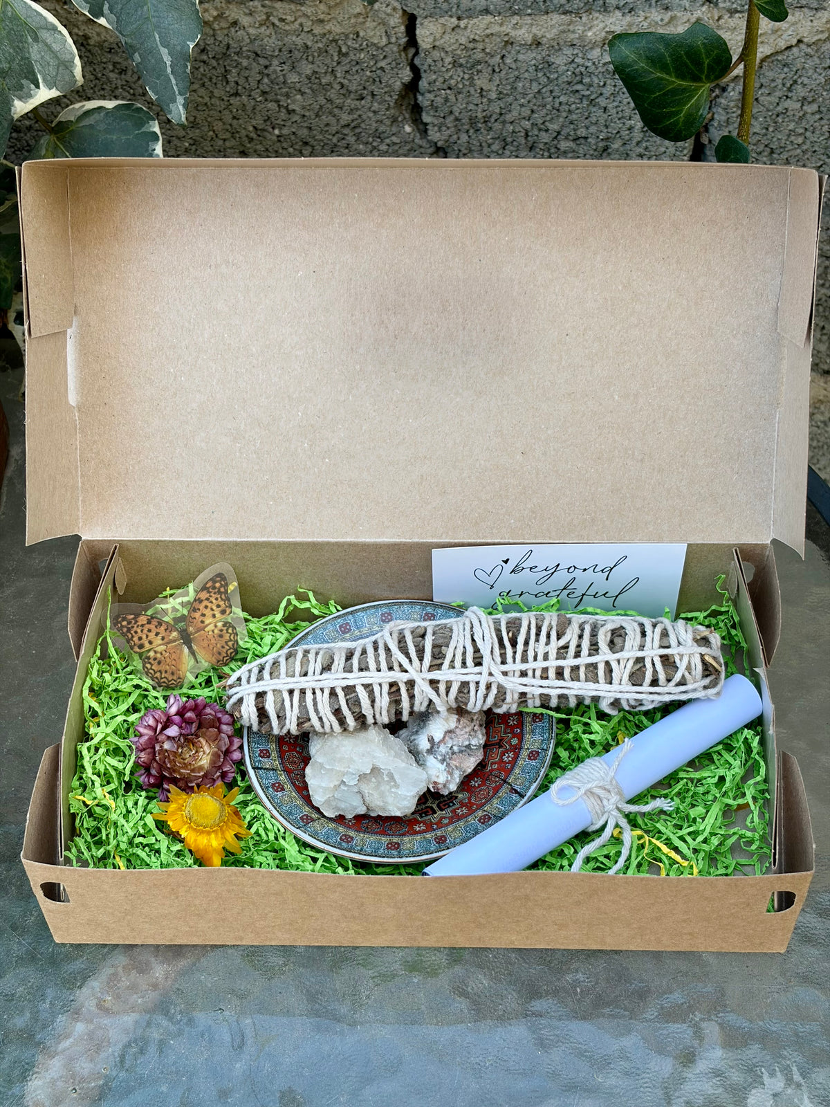 One-of-a-Kind Grounding Box | Vintage Ritual Dish Set (Style A)
