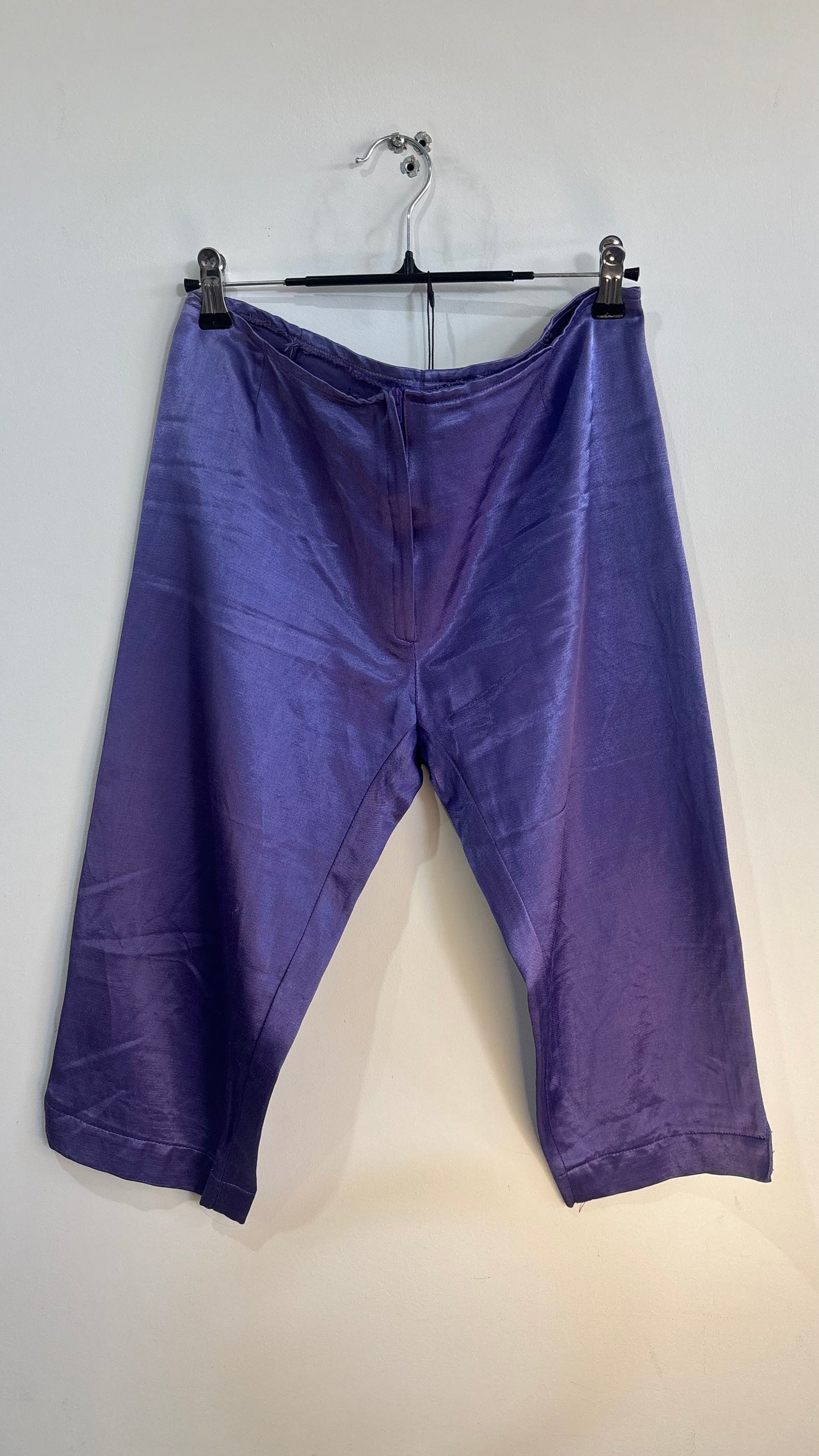 Vintage Lavender Satin Capri Pants | Early 2000s